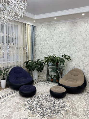 пуфики в аренду: Надувное кресло, Бесплатная доставка