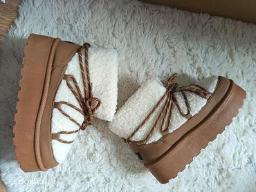 Čizme: Čizme — 16