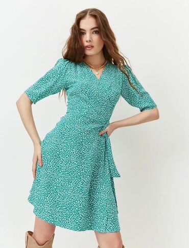 женская одежда из узбекистана оптом: Күнүмдүк көйнөк, Made in KG, Жай, Кыска модель, Ылдый жагы ачык, 3XL (EU 46)