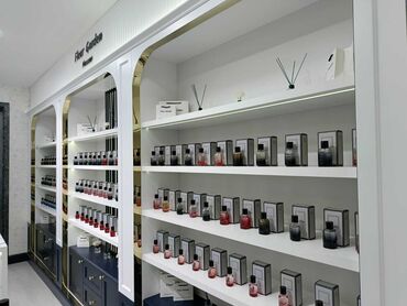 Ətriyyat: Fleur Garden Moscow – Extrait de Parfum - Qadınlar üçün ətir - “Based — 2