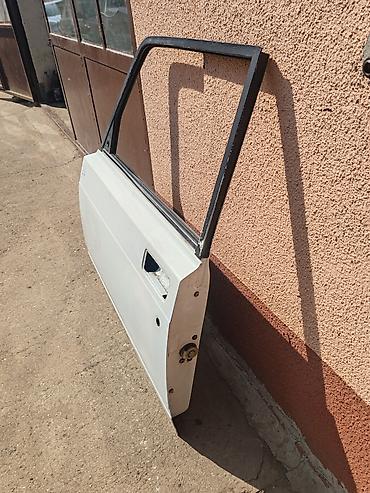 Auto delovi: Vrata prednja leva Lada 2107 Riva,2104 Karavan,2105 br.1 U beloj boji — 4