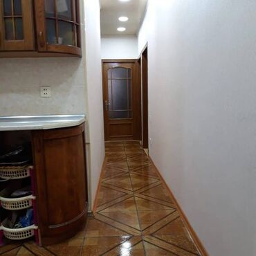 Köhnə tikili: Bakı, 3 otaqlı, Köhnə tikili, m. Həzi Aslanov, 80 kv. m — 9