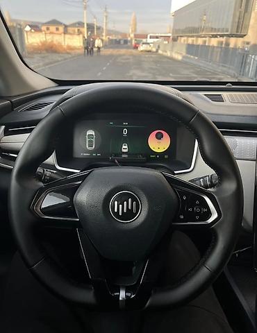 Weltmeister: Weltmeister EX5, 2020 г., Передний — 4