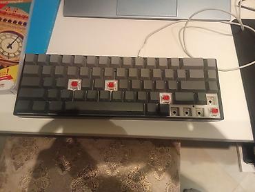 notebook harddisk: Ajazz ak680 4 dene switch yoxdur 4 dene de keycap satilir isdeyen — 1