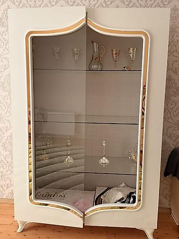 Оборудование для магазинов: Vitrin şkaf - Rəng: krem - Material: MDF karkas, ön hissə temperli — 1