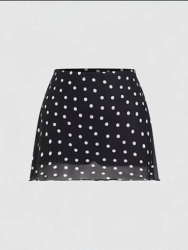 Ətəklər: Qara rəngli, ağ xallı mini ətək şort - Klassik polka-dot naxışlı — 1