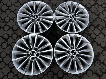 Диски: Литые Диски R 17 Kia, Комплект, отверстий - 5, Б/у — 3