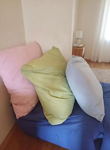 Balışlar, yastıqlar: Yuxu üçün Yeni Sadə Lələk, tük Yastıq, Ünvandan götürmə — 1