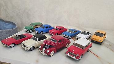 Kolleksiya üçün 1:43 və oxşar miqyaslarda metal və plastik die-cast