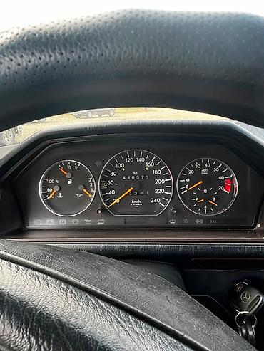 Продажа авто: Mercedes-Benz E-Class: 1995 г., 2.2 л, Автомат, Бензин, Седан — 6