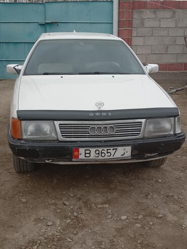 машины в аварийном состоянии: Audi 100: 1990 г., 2 л, Механика, Бензин, Седан