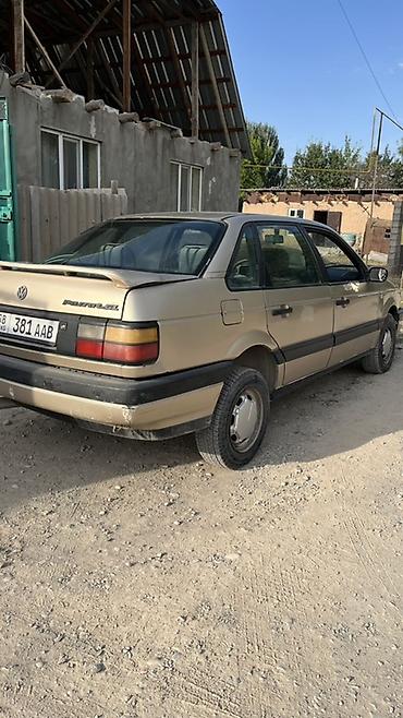 ешка немка: Volkswagen Passat: 1989 г., 1.8 л, Механика, Бензин, Седан — 5