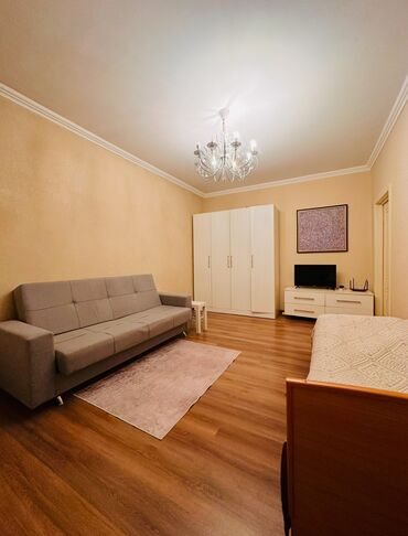 Продажа квартир: 1 комната, 36 м², 105 серия, 3 этаж, Евроремонт