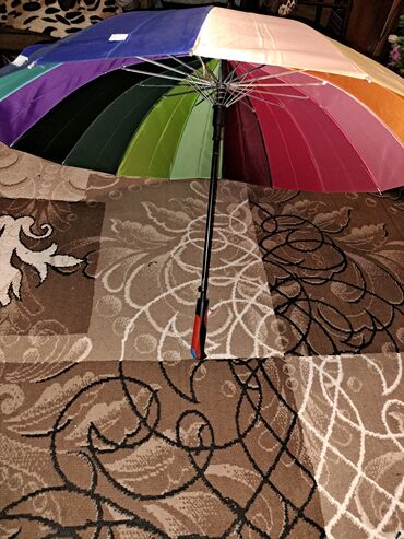 зонт детский: Продаю Новые Зонты!!! Яркие красивые качественные.Зонтики большие
