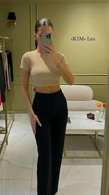 stringer alt geyimi: Qadınlar üçün qısa, bədənə oturan ribana crop-top🩷 — 3