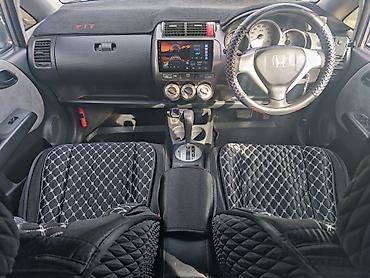 Honda: Honda Fit: 2005 г., 1.3 л, Вариатор, Бензин, Хэтчбэк — 7