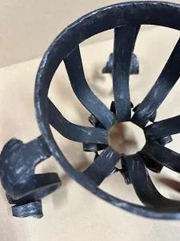 Žardinjere: Kovane gvozdene postolje/korpa za cveće - Materijal: kovan gvožđe — 18