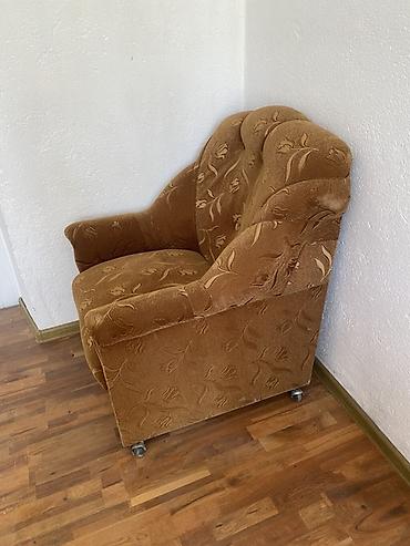 кухини мебел: Мягкий комплект мебели: 2 кресла + 2 дивана Продаётся комплект мягкой — 3