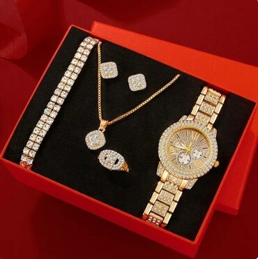 nakit za haljine: Predivan set nakit i sat
Sve to za 2900 din