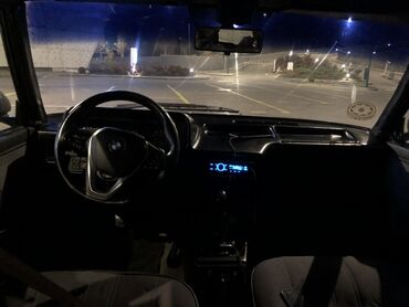 VAZ (LADA): Model: Sedanik kuzovlu kompakt sedan Rəng: Qara Qapı sayı: 4 Oturacaq — 9