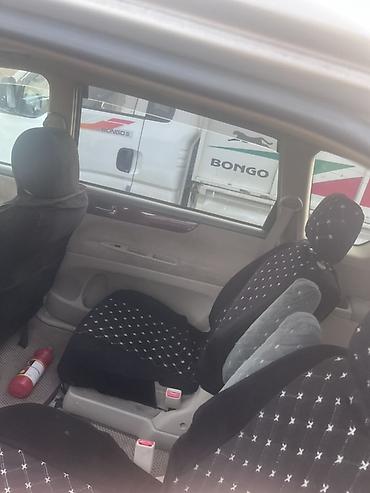 Toyota: Toyota Ipsum: 2003 г., Минивэн — 16