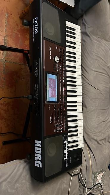 ucuz sıntezatorlar: Korg Pa700 ideal vəziyyətdədir — 2