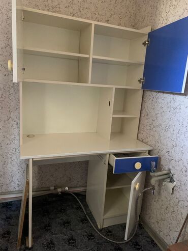 Uşaq masaları: Oğlan və qız üçün, Siyirməli, Yazı masası, Stulsuz