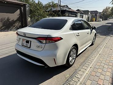 sequoia 2010: Toyota Levin: 2019 г., Автомат, Гибрид, Седан — 3