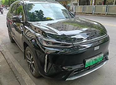 geely galaxy m9: Geely Galaxy L7: 2026 г., 1.5 л, Автомат, Гибрид, Кроссовер — 1