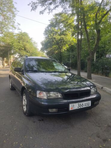 продаю или меняю машину: Toyota Carina: 1996 г., 1.8 л, Механика, Бензин, Универсал