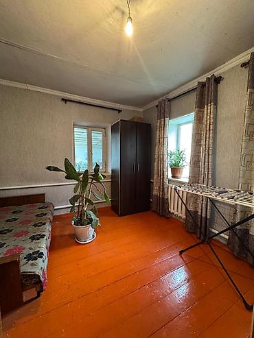 Продажа коттеджей и домов: Срочно продается уютный дом в с. Киргшелк! Локация: ул. Мичурина (10 — 11