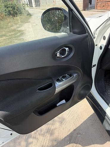 m5 e60: Nissan Juke: 2011 г., 1.6 л, Автомат, Бензин, Кроссовер — 5