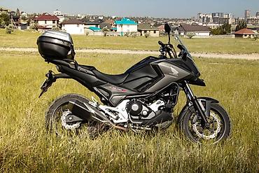 advent: Honda NC750X DCT (туринг/стрит) - Двигатель: рядный 2‑цилиндровый — 8