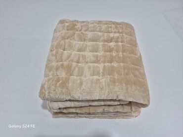 Prekrivači za nameštaj: Neklizajući, Višenamenski na lalafo.rs — 5 Prekrivači za nameštaj: Neklizajući, Višenamenski — 5