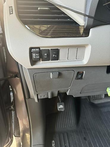 Toyota: Toyota Sienna: 2019 г., 3.5 л, Автомат, Бензин, Минивэн — 4