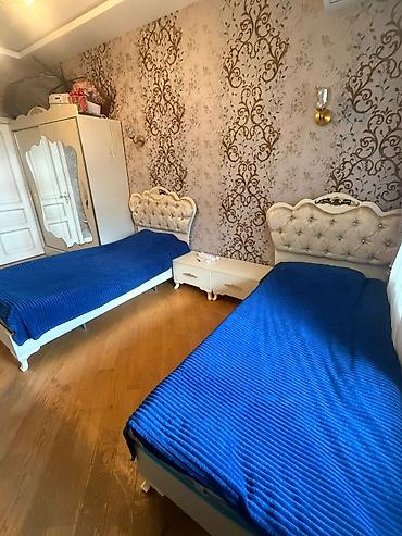 Digər mebel: Çarpayı birlikdə 200₼Satilir. Matras daxil. Baza yoxdu. Ünvan — 1