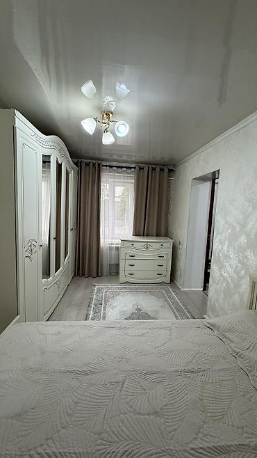 Продажа коттеджей и домов: Продаётся дом в ж/м Ак-Орго, ул. Б. Алыкулова, рядом с магистралью — — 11