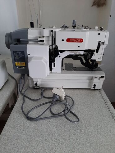 sewing machine: Швейная машина Machine, Автомат