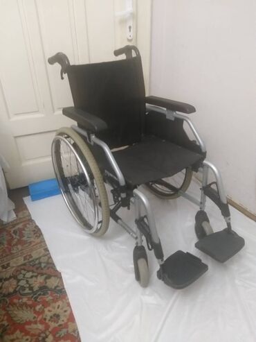 Invalidska kolica: Nemacka aluminijumska invalidska kolica poznate marke MEYRA, noviji — 1