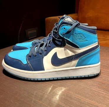 nike sb: Nike Air Jordan Retro 1 blue white
size:45
aşağı yeri var