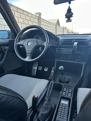 BMW: BMW 5 series: 1994 г., 2.5 л, Механика — 11