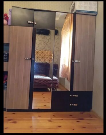 Açılan, Düz dolab, Qarderob, paltar dolabı