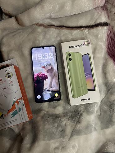 s21fe samsung: Samsung Galaxy A05, 64 GB, rəng - Yaşıl, Sensor, Face ID — 4