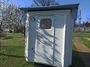 Garaže: Veoma dobar, opremljen kiosk 2x2m, od poliestera, ali mnogo debljeg — 5