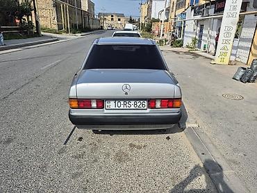 magar satisi: Mercedes-Benz : 2.3 l | 1992 il Sedan — 3
