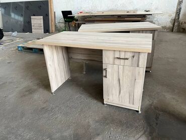 шкаф сейф металлический: MDF-Lam divarüstü və müstəqil iş masaları - Material: MDF-lam örtüklü