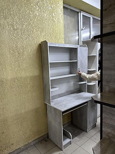 детскую кроватку с матрасиком: Парта, Новый, С полками, Для девочки, Для мальчика, Детская, ДСП, Бесплатная доставка — 4