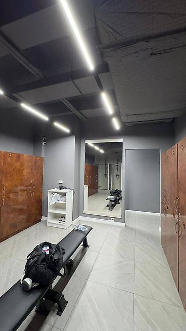 Башка коммерциялык кыймылсыз мүлктү сатуу: 🏢 ПРОДАЁТСЯ ГОТОВОЕ КОММЕРЧЕСКОЕ ПОМЕЩЕНИЕ 📍 Общая площадь: 392 м² + — 5