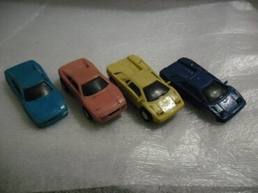 Igračke: Auto pista komplet, Kina:69 krivih sina,19 pravih,3 ukrstanja,2 — 1