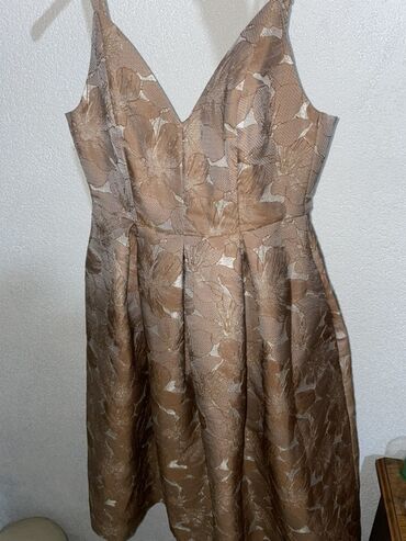 Haljine: Elegantna koktel/večernja haljina na bretele - Kroj: fit-and-flare sa — 8